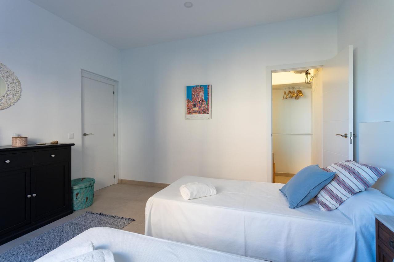 Apartamentos Homing Puerto Sherry Эль-Пуэрто-де-Санта-Мария Экстерьер фото