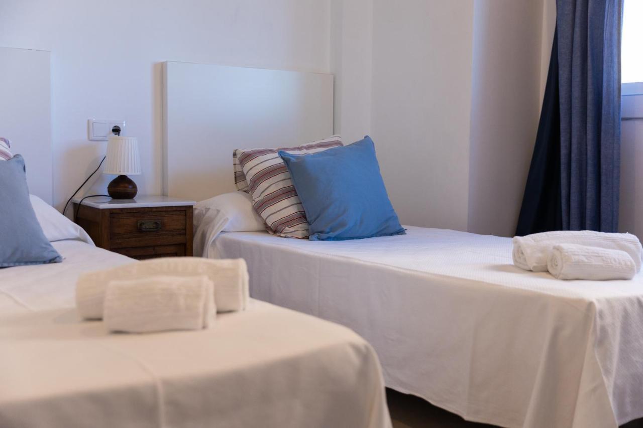 Apartamentos Homing Puerto Sherry Эль-Пуэрто-де-Санта-Мария Экстерьер фото